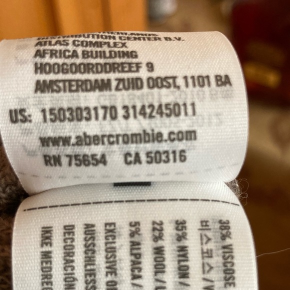 Abercrombie mocha button side sweater - Picture 4 of 6